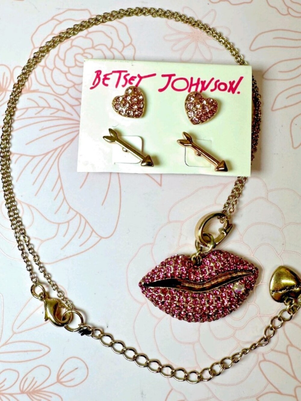Set-Betsey Johnson Pink Crystal Lips Pendant Necklace with Heart Arrow Earrings